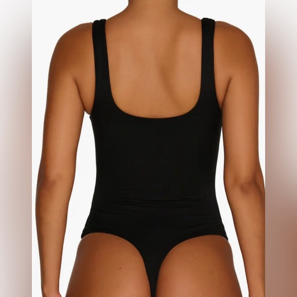 NWT N BY NAKED WARDROBE Bare Square Neck Bodysuit in Black - Picture 2 of 4